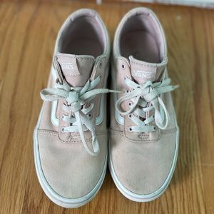 Vans Size 6 Ward Sneaker